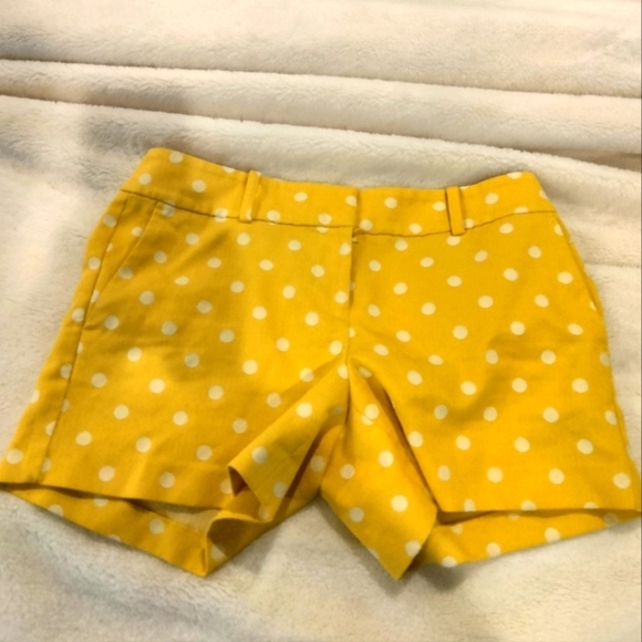Ann Taylor yellow polka dot shorts - Picture 2 of 6